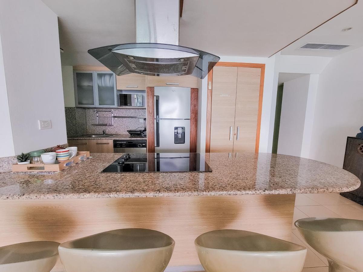 Marbella Towers Beachfront 2 Bedrooms Juan Dolio Exterior foto